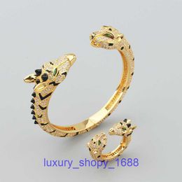 Luxury Bangle designer Jewellery man bracelet High quality Car tiress Fashionable Double Headed Leopard Giraffe Open Bracelet Ring with Full S Have Original Box