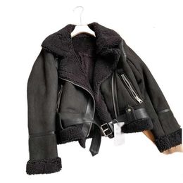 Wind suede suede fur one lamb wool warm jacket biker clothing women short motorcycle brown jacket coats designer women 119F2
