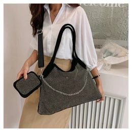 Pu Zipper Tote Bags Ladies Bags on Sale High Quality Autumn Solid Sequin Wallet Chains High Capacity Casual Handbag 240103