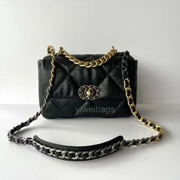 designer bag Sheepskin 19bag Shoulder Crossbody Handheld Chain Bag chanelar Lingge Car Garbage Bag Cloud Women's Bag