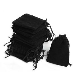 100Pcs 5x7cm Velvet Drawstring Pouch Bag Jewelry Christmas Wedding Gift s Pouches Packaging sachet bonbon zakjes 2110131896268