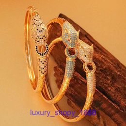 Car tiress popular Luxury Designer bracelet Personalised Fashion Trend Hip Hop Jewellery INS Cool Style Micro Set Zircon Leopard Bracelet for Have Original Box