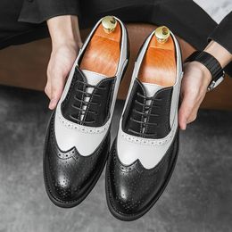 Brogue Shoes for Men Black White Lace-up Round Toe Men's Formal Shoes Handmade Size 38-48 Men Shoes 240103