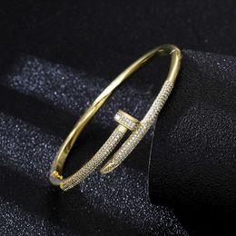 Designer Screw Bangle Bracelet Nails Love Fashion Luxury Jewelrys Carer Original Trendy 18K Gold Diamond for Women Men Nail Bracelets Silver Jewellery Bracelet VVTV