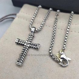 Necklaces Twisted X Cross Fashion Necklace Luxury Designer High quality Exquisite Premium evil eye Necklaces dagger dog tags pendant pendant