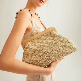 Stylish Khaki Wood Clip Clutch Bag With Chain Crossbody Shoulder Bag For Parties Weddings Clubs Dinners 240104