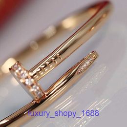 Trend fashion versatile Jewellery good nice Car tires's Gold High Edition Thick Nail Bracelet for Men and Women 18K Rose Fashion Diamond Couples Have Original Box