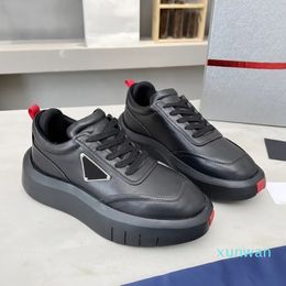 Designers Shoe Men Women Platform Runner Sneaker Skate Casual Shoes Chunky Tennis Black Leather Trainer