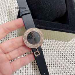 Women Vanly charms Watch Wristwatch Fashion Cleefly Luxury clover Trend Digital Face Women's Quartz Four Leaf Grass SN66 OM1V PKA8