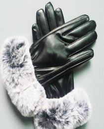 2021 Design Women039s Gloves for Winter and Autumn Cashmere Mittens Gloves with Lovely Fur Ball Outdoor sport warm Winter Glove8462016