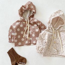 Jackets Spring Summer Lightweight Toddler Windbreaker Single-breasted Hooded Baby Girls Lovely Dots Long Sleeved Coat Born 0-36Months