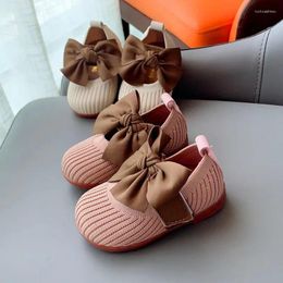 First Walkers Bebes Soft Sole Baby Shoes 2024 Spring Korean Bow Girl Princess Leather Breathable Walking Zapatillas