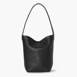 The Row Genuine Leather Bucket Bag Large Capacity Commuter Tote Bag Litchi Pattern Cowhide Casual One Shoulder Handbag for Women 240104