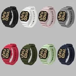 Wristwatches LED Electronic Sports Watch 1Pcs Waterproof Digital Men Women Wristwatch Adjustable Strap Causal Student Clock Relogio Feminino