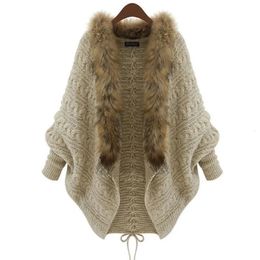 Women Cardigan Sweater Thick Poncho Capes Autumn Winter Femme knitted Bat Sleeve Fur Collar Wool Knitted Long 240104