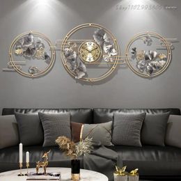 Wall Clocks Fashion Design Metal Clock Modern Luxury Digital Living Room Silent Montre Murale Salon Decoration
