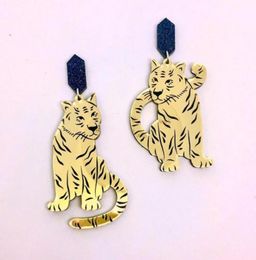 Exaggerated Gold Colour Irregular Simulation Tiger Acrylic Dangle Earrings for Women Men Fashion Animal Jewellery Mirror Surface Ear 8327269