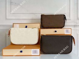 Wallets 2024 Classic Brown Leather Pouch Unisex Travel Accessory Mini purse accessories women classic shoulder bag 51980