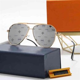 Summer Sunglasses Fashion Designer Full Frame Glasses Letter Pattern Design for Man Woman 5 Colour High Quality247g