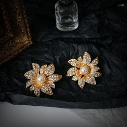Stud Earrings Vintage Zirconia Pearl Inlay Flower For Women Jewelry Runway Party T Show Fancy Trendy Boho INS Japan Korea