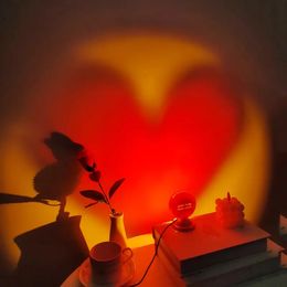 1pc Mini Blessing Atmosphere Decoration, Red Heart Projection Lamp, Bedroom Living Room Atmosphere Decoration, Small Night Light, Creative Gift.