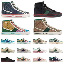 10 A2024 Tennis 1977 Canvas shoes sneaker Womens designer shoes Plateforme scarpe Green And Red Web Stripe Rubber Sole Luxurys Stretch Cotton Low Top Mens des chaussu