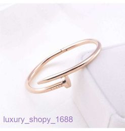 Car tires's Designer Bracelets for women and men 18k rose gold nail Bracelet opening card home Diamond FREE BRACELET personality With Original Box