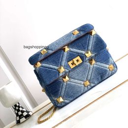 designer bag diamond purse wedding valentine bags crossbody bag V Vsling Loco bag chain elegant Women's bag purses ladies luxury handbags evening clutches bag V4