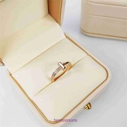 Tifannissm Rings online shop wholesale ring set with half diamond for women rose gold pure silver T design high end feel celebrities Have Original Box