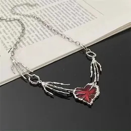 Pendant Necklaces Trendy Red Crystal Love Necklace For Women Punk Ghost Claw Clavicle Chain Men Hip Hop Rock Jewelry Accessories Gift