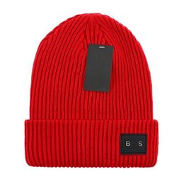 2024 Hot Selling Winter Desingers Luxurys Beanie Warm Knitted Cap Ear Protection Casual Temperament Cold Cap Ski Caps Europe Tide very nice BO06