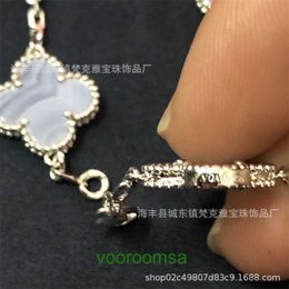 High quality Edition Bracelet Light Luxury Van Fanjia Clover Necklace Version Gold Plated 18K Black Agate Five Flower Fritil With Box Jun