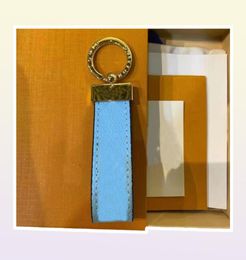 2022 fashion new basketball key ring classic V letter beige coin purse keyring men and women leather bag pendant Defence keychain6069491