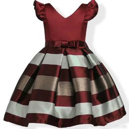 Baby sleeve mixed Colour striped Jacquard girls' party dress wedding dress satin European and American princess dress princess dress is suitable for children aged 3-10.