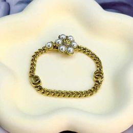 Fashion Luxury Jewelry g Family Peony Button Chain Versatile and Minimalist Elegance Bracelet