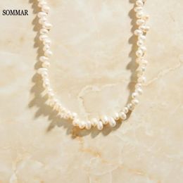 SOMMAR Gold Colour women choker necklace Baroque style irregular freshwater pearl necklace neck jewelery men Jewellery 240104