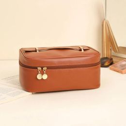 Cosmetic Bags Large Capacity Makeup Bag Vintage Square PU Leather Loading And Unloading Portable Toiletries Cosmetics Storage