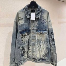 Men's Jackets The correct version of Paris B Home Graffiti Heavy Industry's washed and worn blue denim jacket