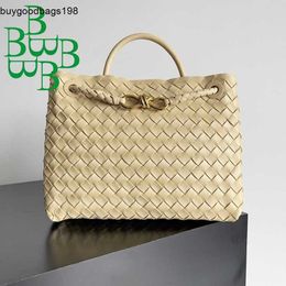 Bottegaavenetas Andiamos Bags 6b Woven Series Womens Bag Double Sided Sheepskin 2024 New Large Andiamo Horizontal Handbag European and American Fashion 6dwc rj