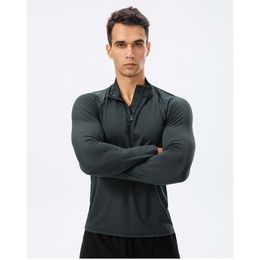 "Men's Yoga Outfit: Train, Play Basketball, Run with this Breathable Long Sleeve Gym T-shirt - Perfect Fitness Wear for Outdoor Activities"