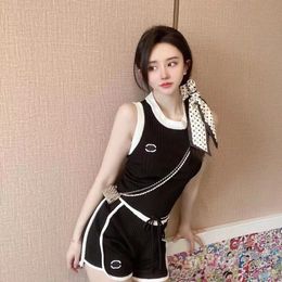 Designer High Quality Sleeveless Shorts Knit Two-Piece Vest Fashion Letter Logo Elastic Lace-Up Shorts Vest Women's Two Piece Pants