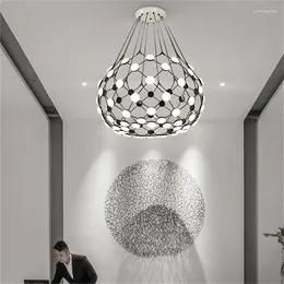 Pendant Lamps Nordic LED Lights Lighting Black Chess Pieces Lamp For El Lobby Suspension Exhibition Hall Model Hanging