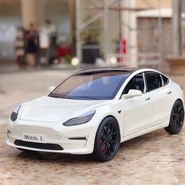 1 24 Model 3 Model Y Alloy Car Model Diecast Metal Toy Vehicles Car Model Simulation Sound and Light Collection Kids Gifts 240104