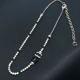 the New Style Designer Necklaces Letter Pendants High Quality Copper Chain Brand Pearl Neckalce Women Crystal Choker Wedding Jewellery Gifts