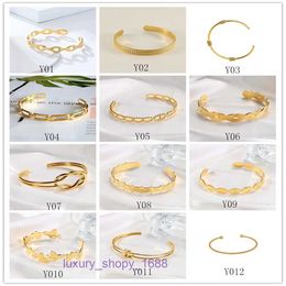Designer Jewelry Car tiress Classic Bangles Bracelets For Women and Men New best selling minimalist bracelet with small luxurious design With Original Box