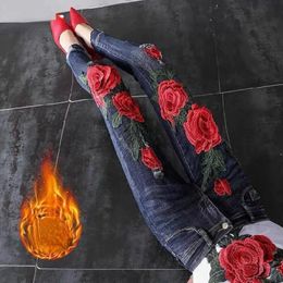 Jeans Women 2021 Autumn Winter Flower Embroidery Jeans Female Stretch Skinny Jeans Pencil Pants Trousers Ladies Pants Y453