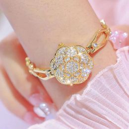 Wristwatches 2024 Retro Flip Flower Watch For Women Luxury Diamond Set Silver Quartz Waterproof Clock Wife Gift Box FA1810