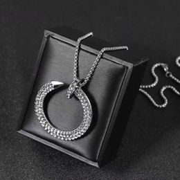 Designer Screw Pendant Necklace Love Series Fashion Luxury Jewelrys Carer Original Trendy 18K Gold Diamond for Women Men Necklace Silver Jewelry Necklaces T9JM