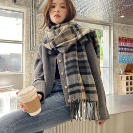Scarves 2024 Winter Thickened Scarf South Korea Sweet And Warm Imitation Cashmere Checkered Shawl Women's Versatile Fashion