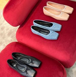 Top quality Denim leather pumps Ballet flats Shoes slip-on loafers womens sandal Luxury designer dress shoes Office shoes Black apricot denim